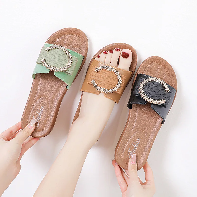 

Summer Non-slip Fashion slides Slippers Women Wear Thick Bottom Beach Shoes Flat Plastic Sandals