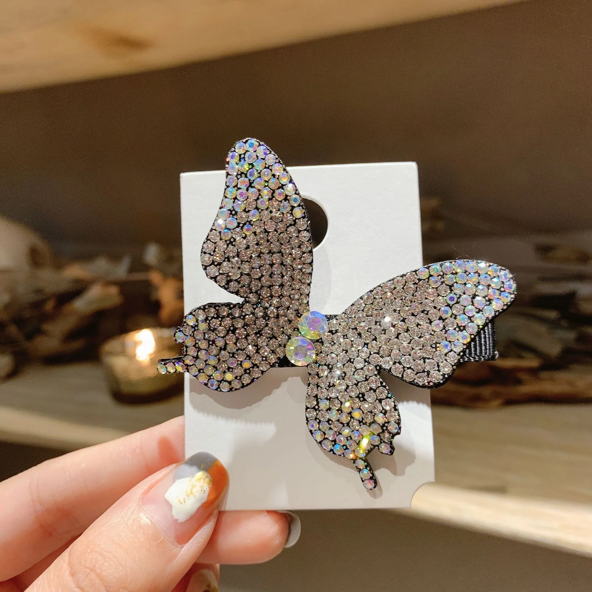 

Shine Butterfly Crystal Hairpins for Women Rhinestones Hair Accessories Wedding Banquet Jewelry, Picture shows