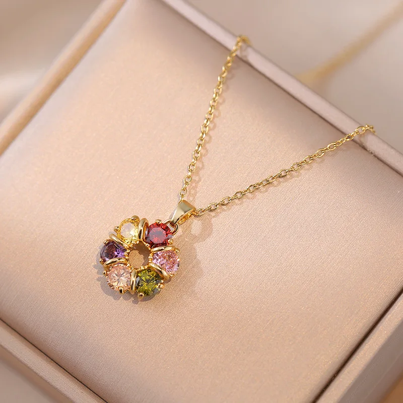 

European and American Six Color Petal Necklace Pendant Donut Wholesale Women's Titanium Steel Necklace