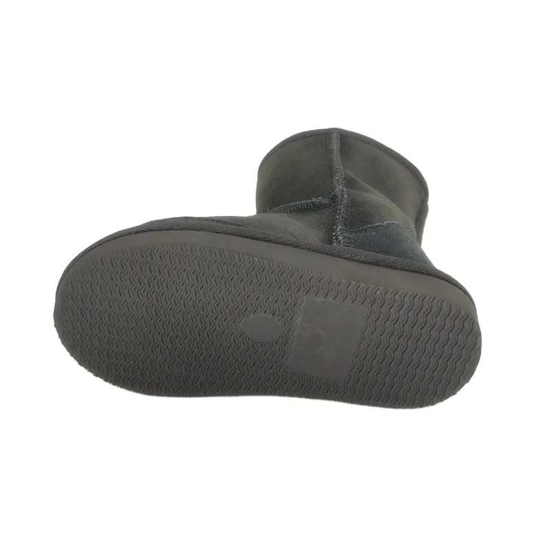 
HQB-KS001 OEM customized premium quality winter thermal classic style genuine sheepskin boots for children. 