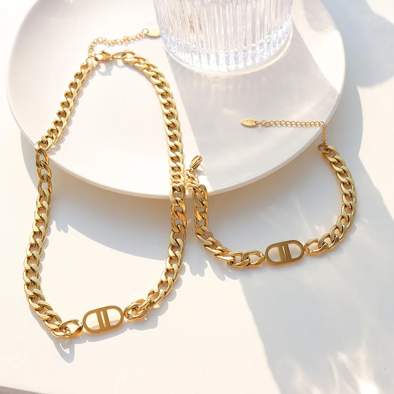 

Hip Hop 18K Gold Plated Double D Letter Bracelet CZ Cuban Chain Link Necklace Classic Stainless Steel Necklace Jewelry