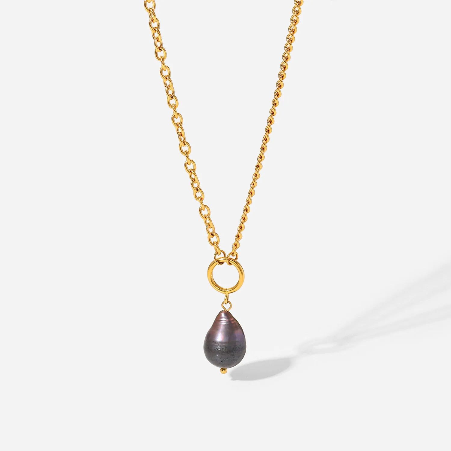 

Stocks Selling Luxury Natural Black Pearl Necklace For Lady 18K Gold Plated Stainless Steel Pendant Necklace Wholesale Jewelry