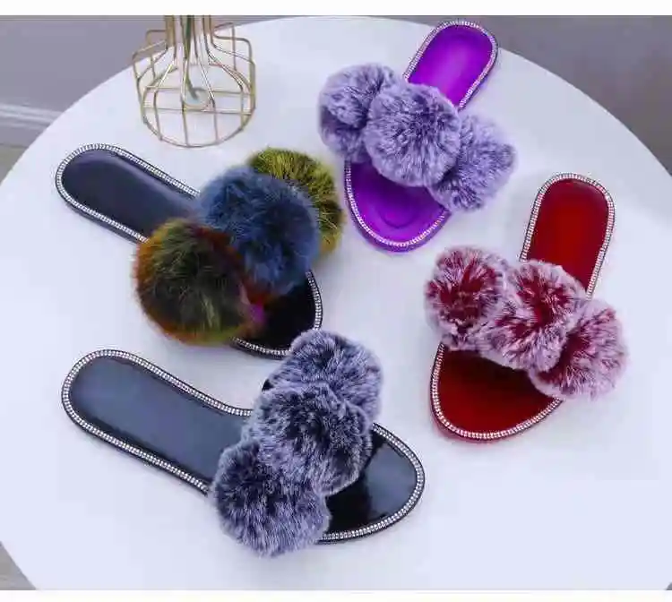 

2021 new fashion trendy rhinestone pom pom fur slides furry slippers sandals indoor&outdoor casual footwear pantufla, Customize