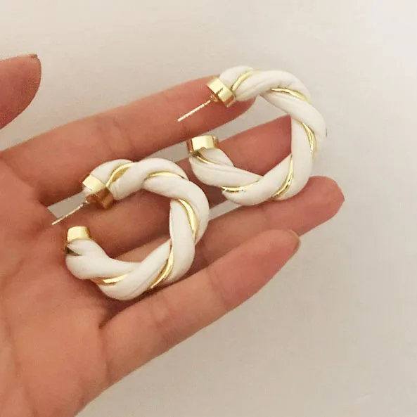

Barlaycs 2020 Vintage Design Geometric Charm Weave Chunky Leather Hoop Earrings for Women Jewelry