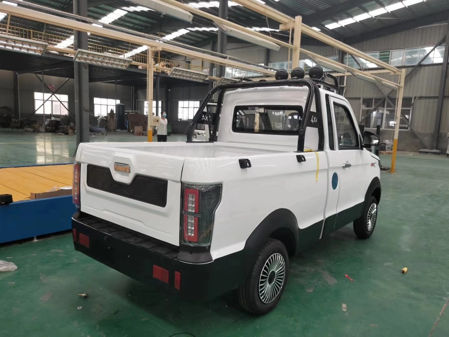 
EBU Left/Right Hot Sale New Model Chinese 2 Seats High Performance Electric Pickup Truck Car 