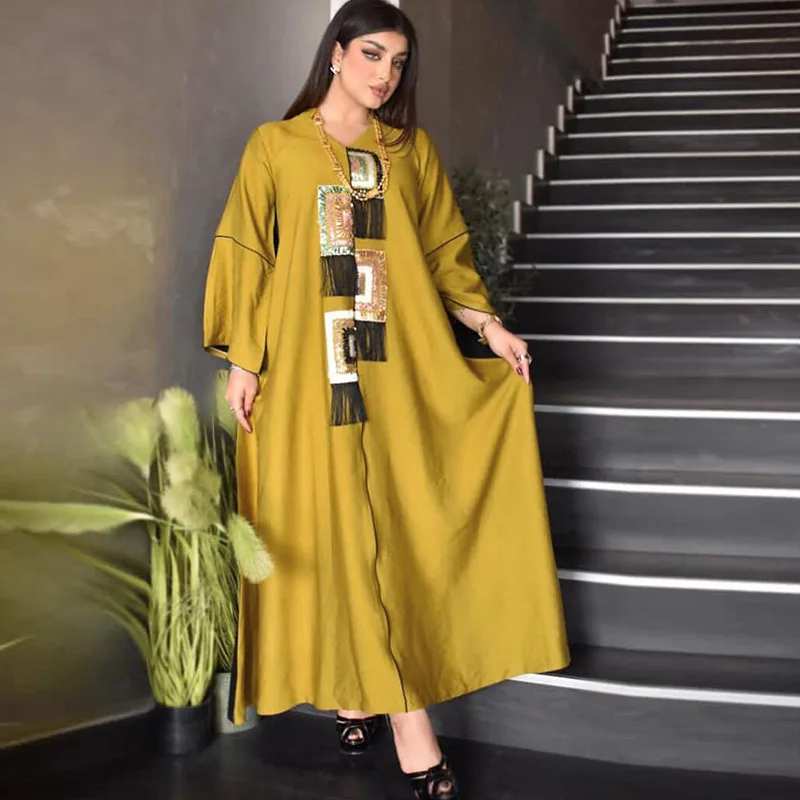 

IDS new abaya designs 2021 Sequin applique tassel abaya women muslim dress dubai saudi abaya, Photo shown