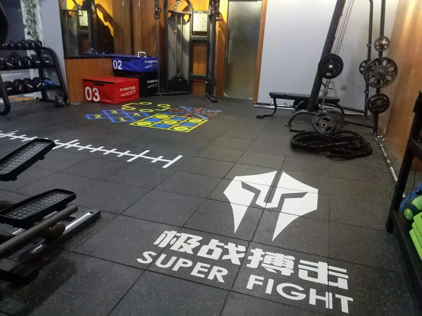 Noise Insulating Crossfit Rubber Flooring Tiles For Gym Fitness