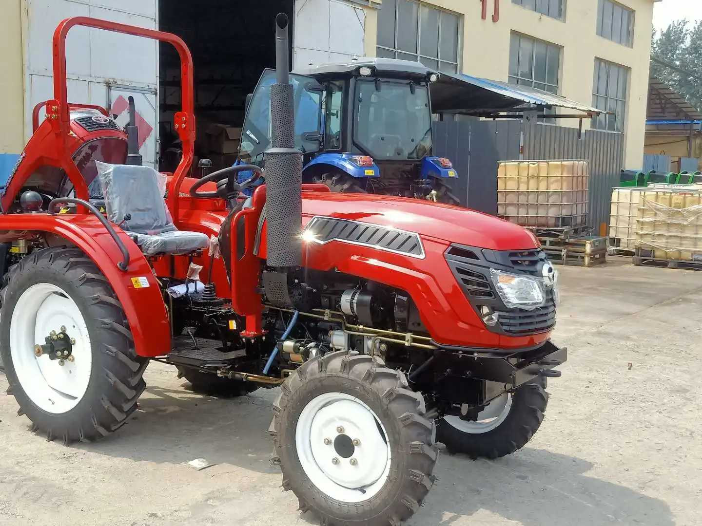 High Quality Multipurpose Tractor 4wd Compact Utility Farm Tractor