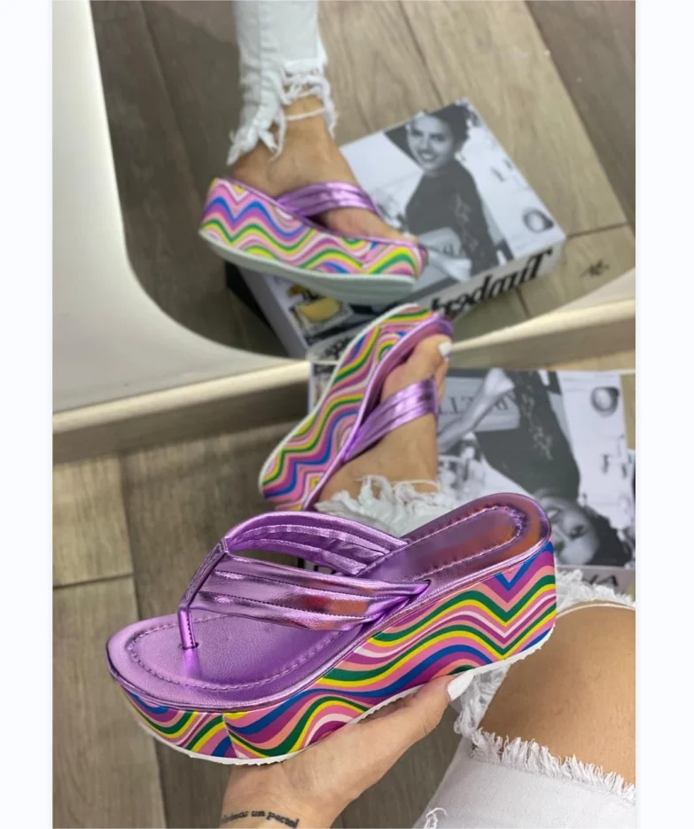 

BUSY GIRL LQ4633 Flip-flop For Women And Ladies Wedge Heels Ladies Patent Leather Rainbow Platform Sandals Women Flip Flops
