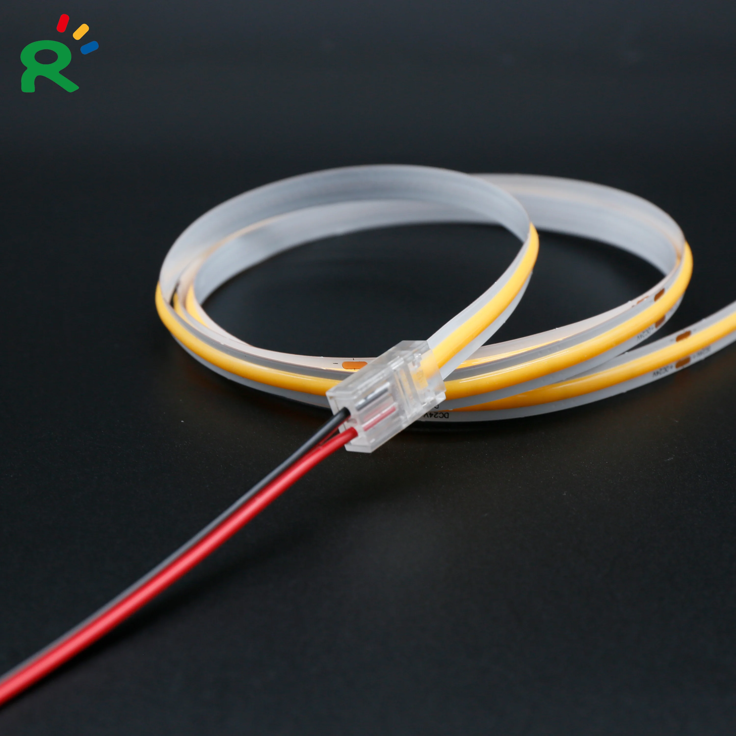 2针8毫米单色条到线无焊led灯带连接器2835 5050快速连接器