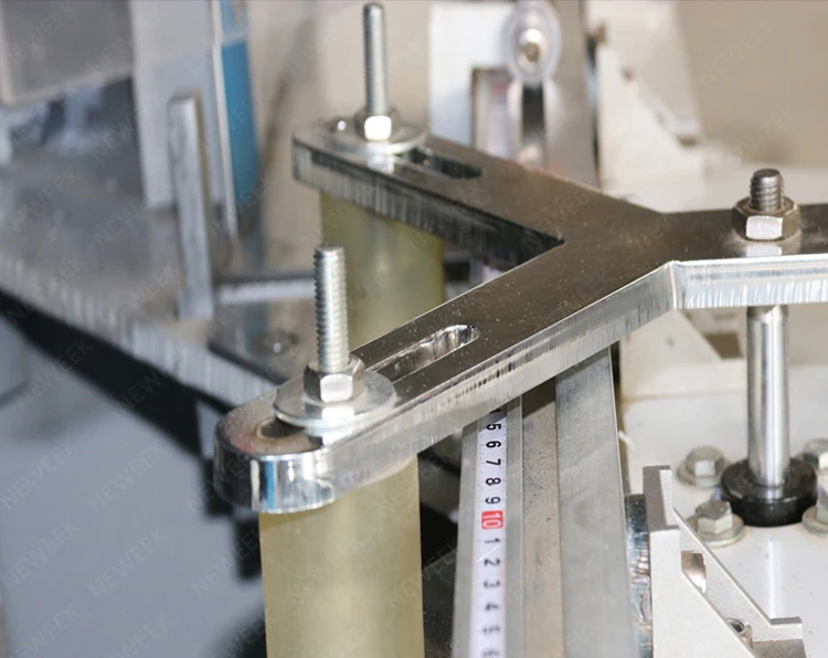NEWEEK 45 90 degree double saw blade aluminum corner picture frame cutting machine