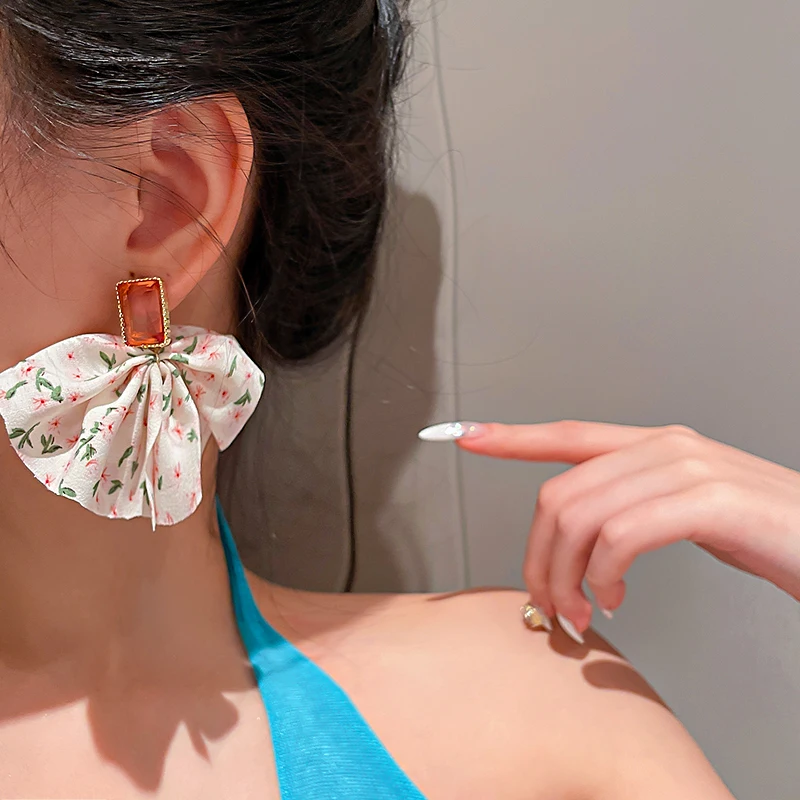 

2021 fancy jewelry earring fabric fan charm