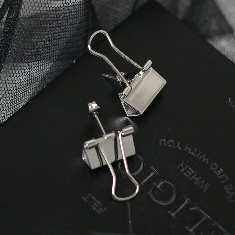 

Indie Ins Trendy Anti Tarnish 316L Stainless Steel Binder Clips Shape Stud Earrings For Women Men Couple