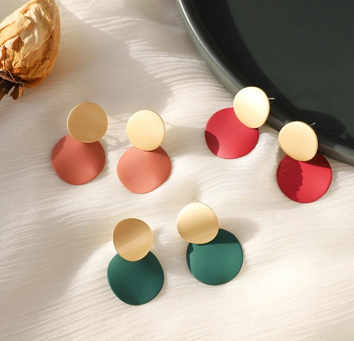

New trendy metal disc ins earrings women earrings vintage earrings