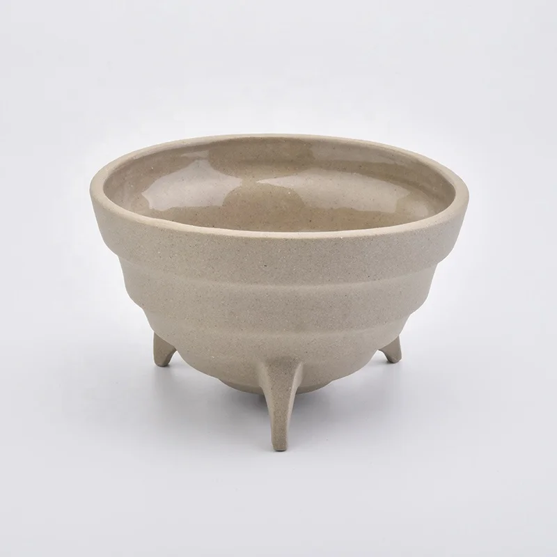Round matte ceramic candle containers bowl votive pillar candle vessel with three footholds party decoration factory