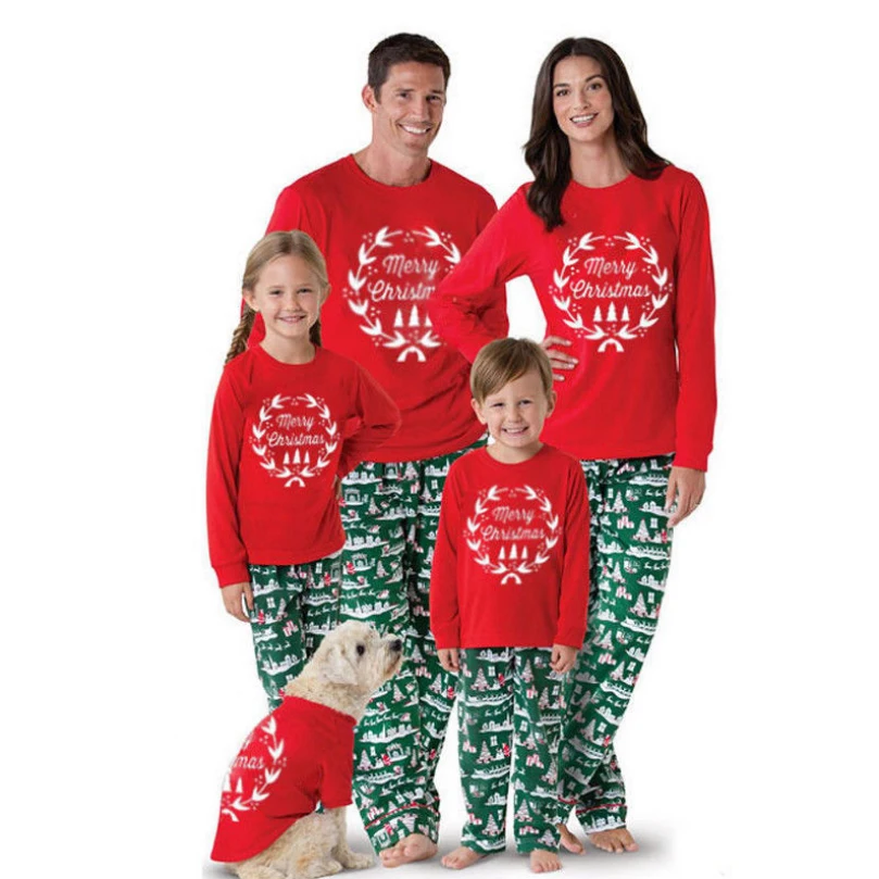 

Small Moq Clothing Manufacturer Matching Famliy Printed Pyjamas Children Kids Long Sleeves Red And Green Christmas Pajamas