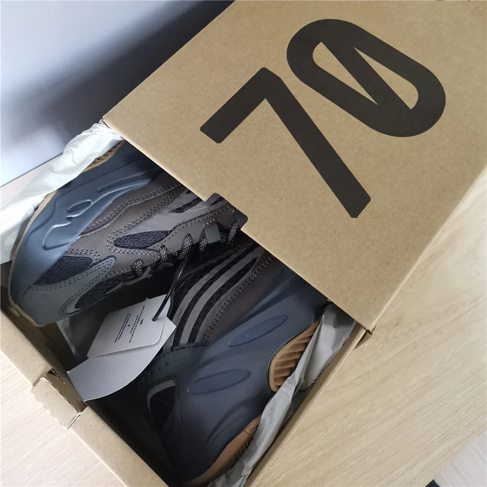 

Latest design yeezy mens shoes running jogger sneakers reflective chausson with original logo brand 1:1 yeezy 700 V2 V3sneakers, 5 colors