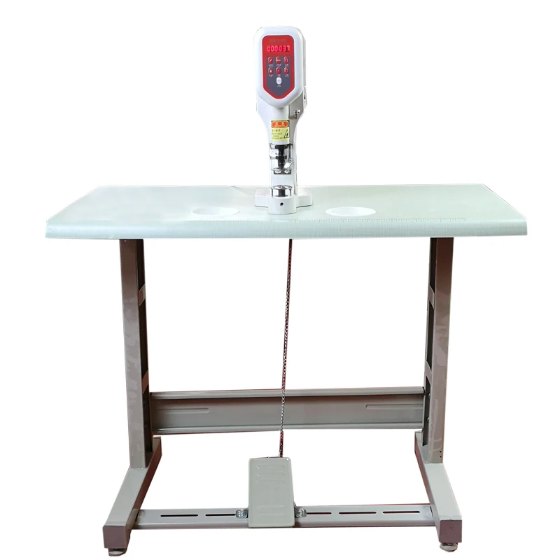 
Manufacture good quality servo snap button sewing machine 