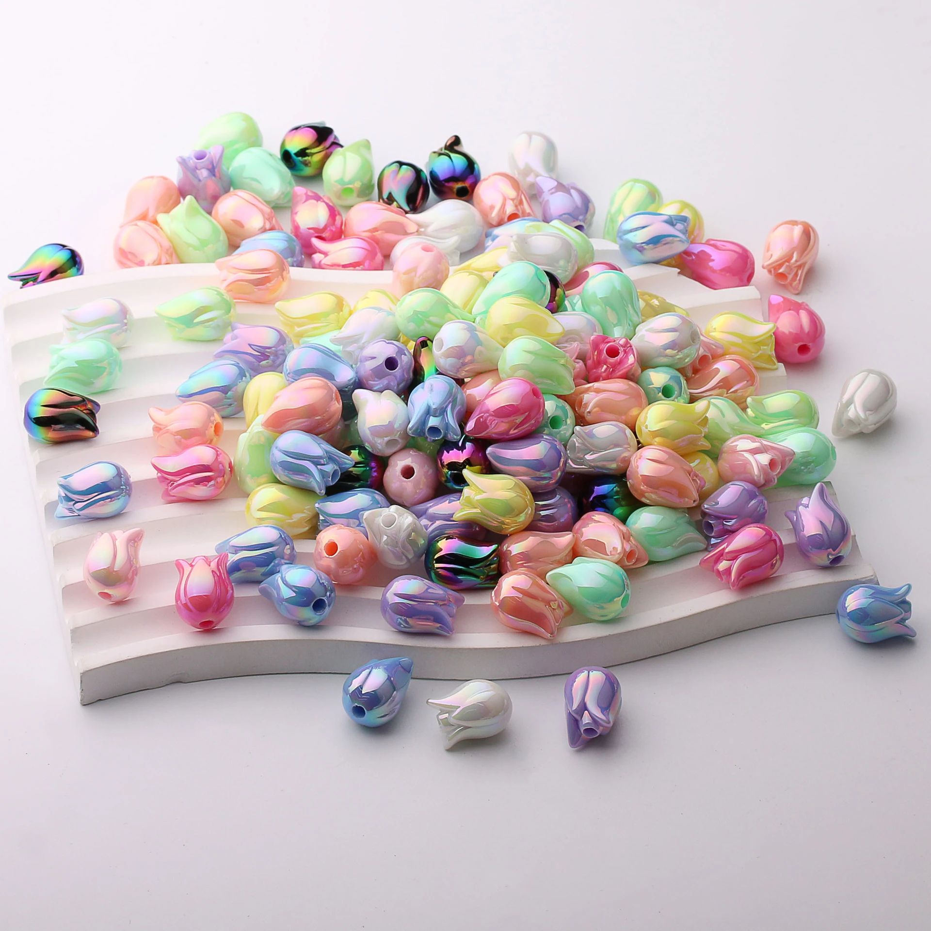 

Hot sales 12*16mm solid color plastic tulip beads with hole wholesale 100pcs/bag acrylic uv tulip beads for diy