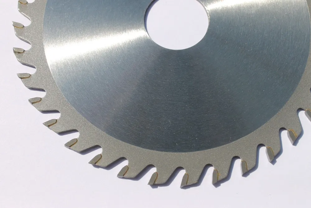 
YOLAN 7-1/4 Inch 24 ATB Teeth Wood Chipboard Plywood Cutting Disc TCT Saw Blade 