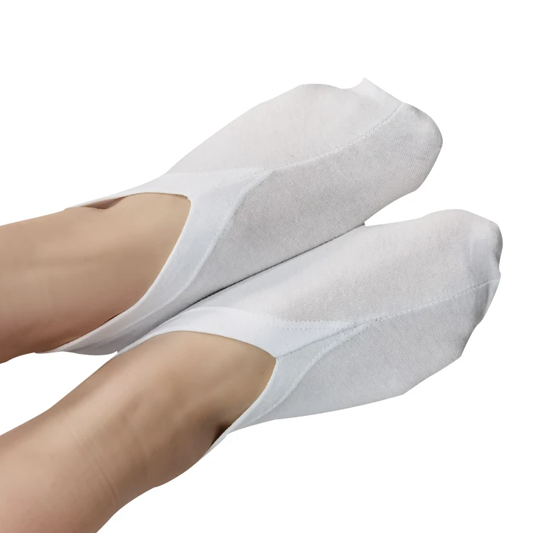 

wholesale custom white fashion men women design health moisturising cosmetic cotton socks