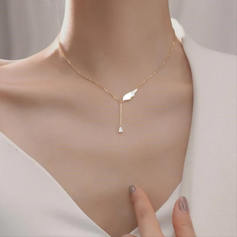 

Hot Selling Simple Ins Jewelry Gifts Angel Wings Charmed Necklaces For Women, Pic