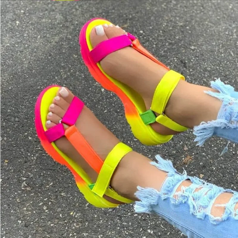 

2021 rubber wedge summer beach high heels ladies custom logo slide roman sandalias de mujer rainbow women sandals, Rianbow