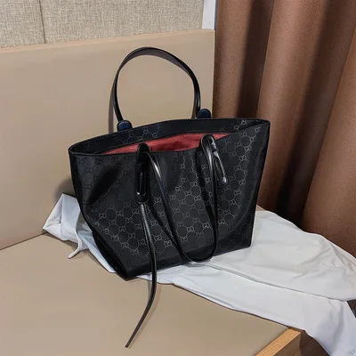 

Fashion for women with large capacity one-shoulder tote bag new nylon Oxford bag with simple Korean Instagram bag, 3 color