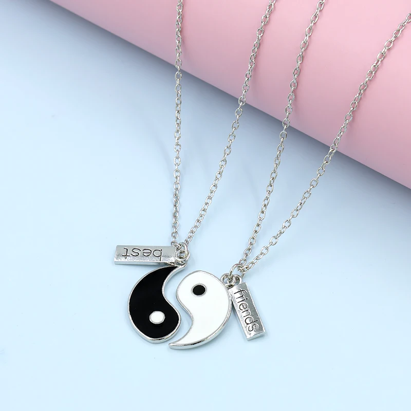 

Best Friend Yin Yang Metal Puzzle Enamel Pendant Necklace Dainty Link Chain Jewelry For Friend Brother Couple Unique Gift