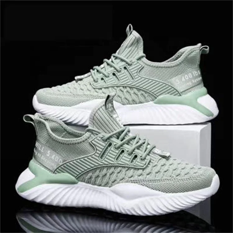 

2022 spring and summer new fashion men's casual shoes Korean version of the trend of breathable running sports shoes men