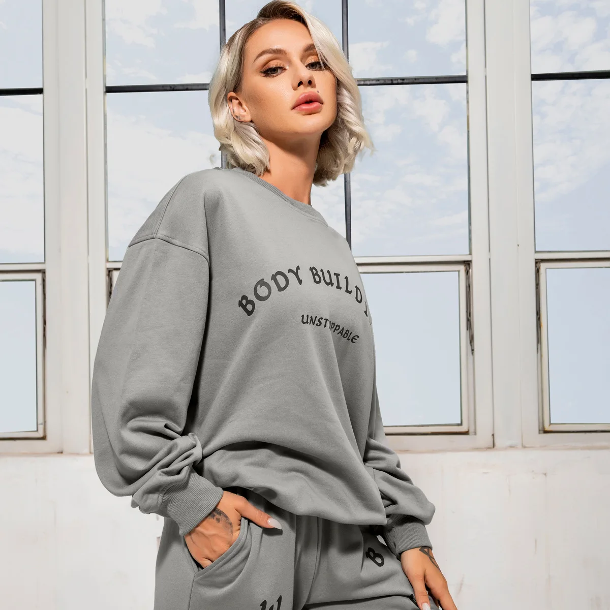 

fashionable workout apparel cotton letter graphic sweatshirt women crew neck pullover