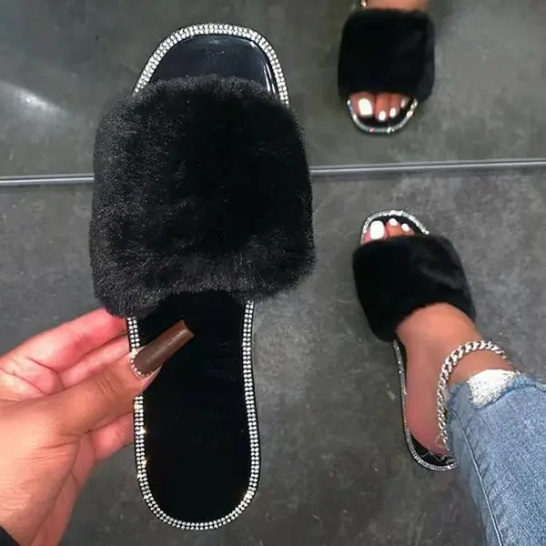 

2021 New arrival Comfortable Bling Bling Rhinestone Fur Slippers For Women Arrastre de lana, Customized color