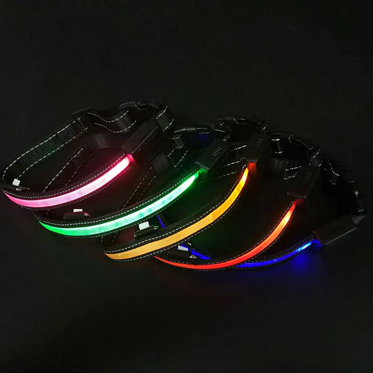 

LED Dog Collar Light USB Rechargeable Flashing Lights Dog Collars Glowing in Dark Make Pets Safe from Danger at Night