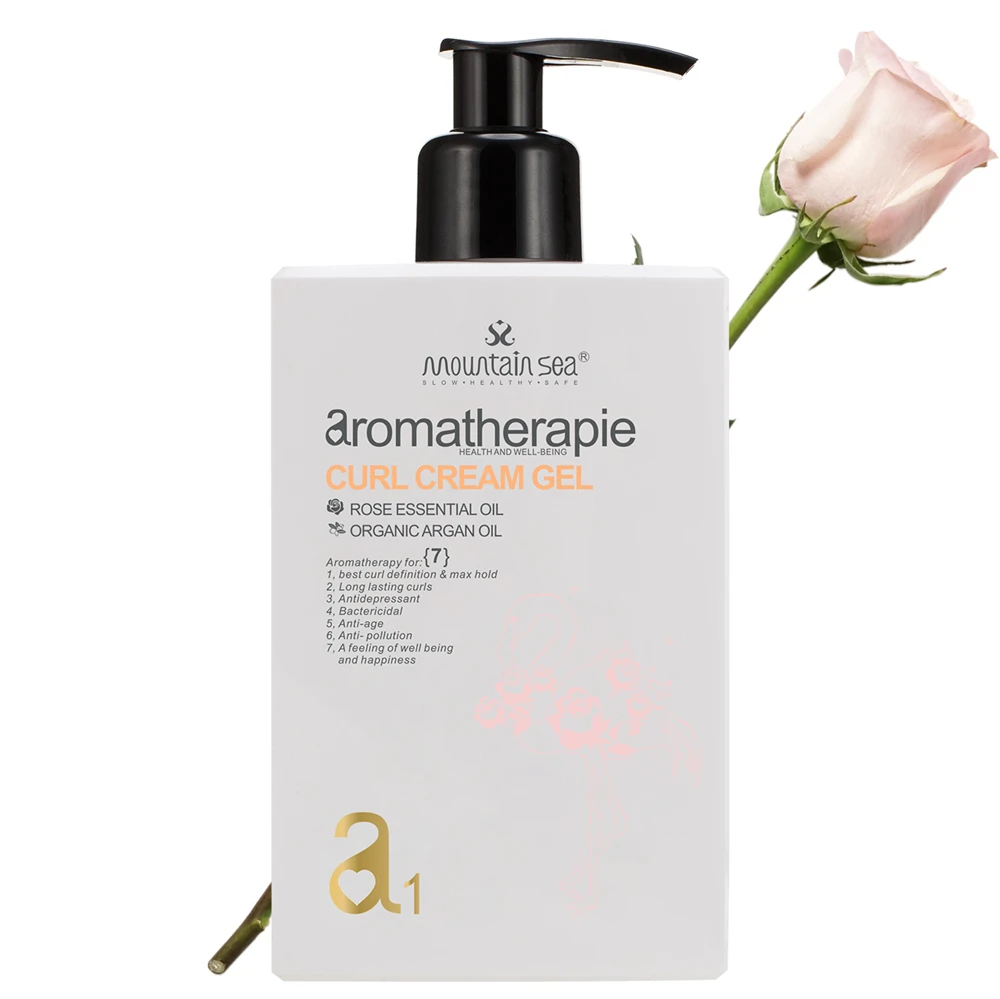 

Moisturizing Curl Cream Activator, Controls Frizz And Leaves No Build Up
