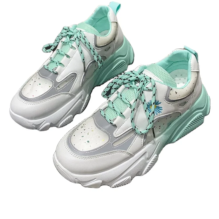 

New design Running sneakers for woman