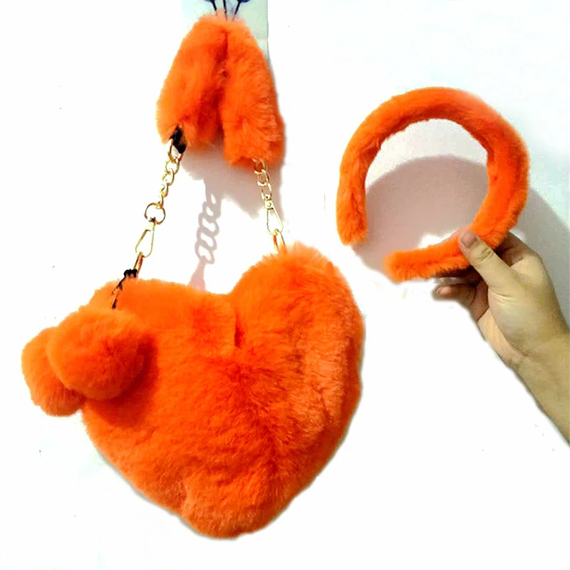 

2020 Winter hot selling new fashion ladies faux fur heart shaped women purses handbags with fur headbands, Black,white...