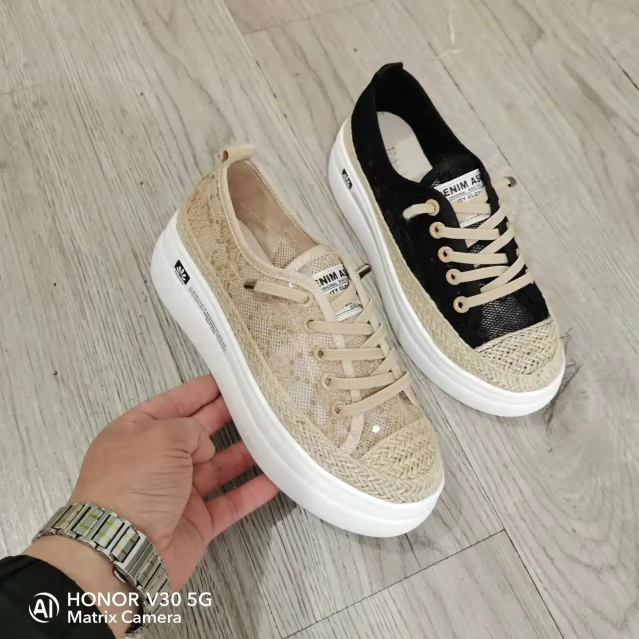 

2022 New hot sale Mesh Women's Sneakers Nonslip Breathable Leisure Sneakers