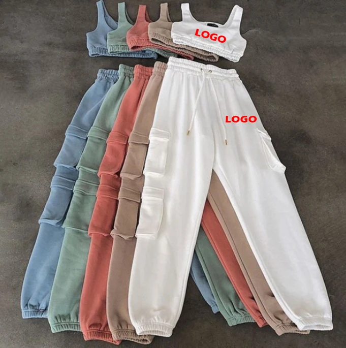 

High quality Multi-pocket custom logo joggers 2 piece crop top two piece pants set comfy cotton workout womens 2021 2 piece set