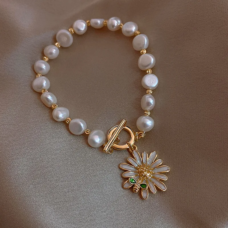 

2021 fashion jewelry crystal bee lucky sun flower pearl bracelet women