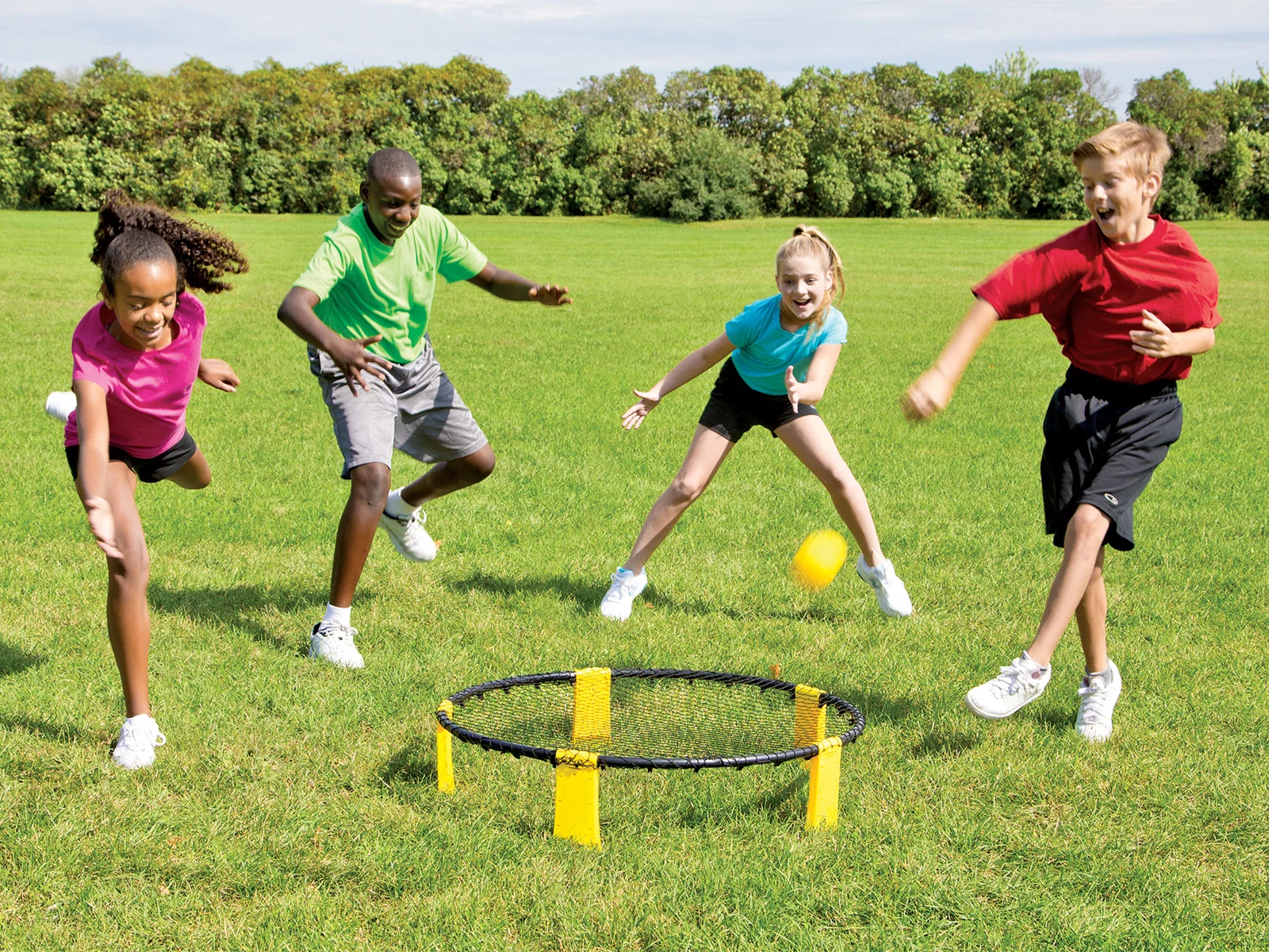 Do you enjoy playing sports. Спортивные игры для детей. Спортивные и подвижные игры. Спортивные игры на воздухе. Игры на улице для подростков.