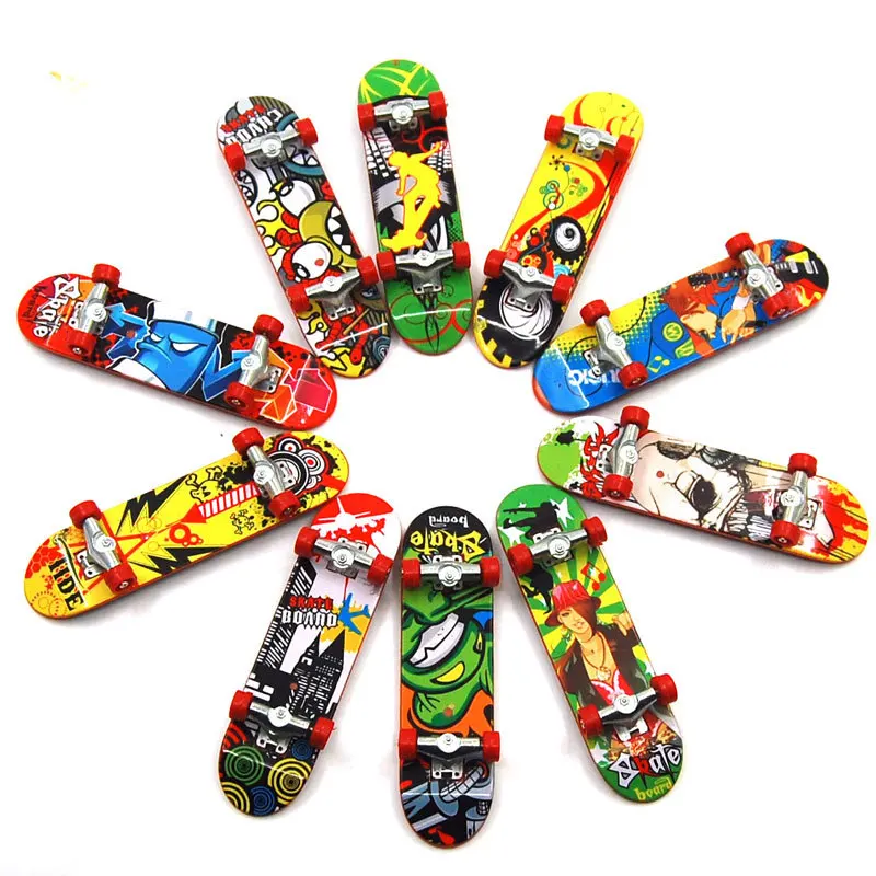 

Mini Finger Skateboard Professional Mini Finger Skateboard, Creative Fingertip Movement for Adults and children