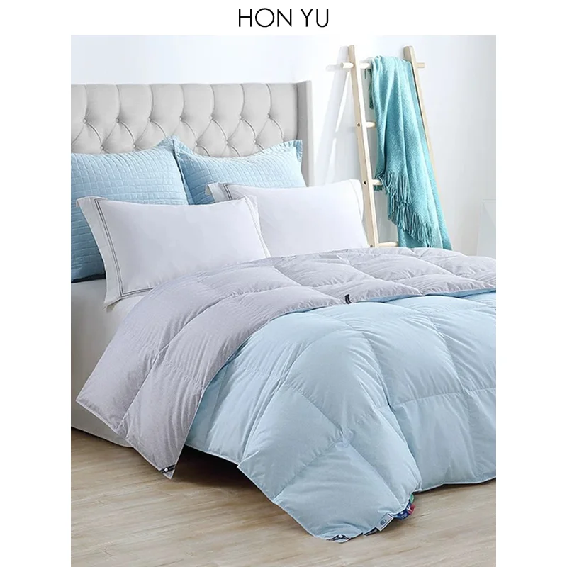 Light Weight Down Alternative Reversible Queen Size Comforters With 100