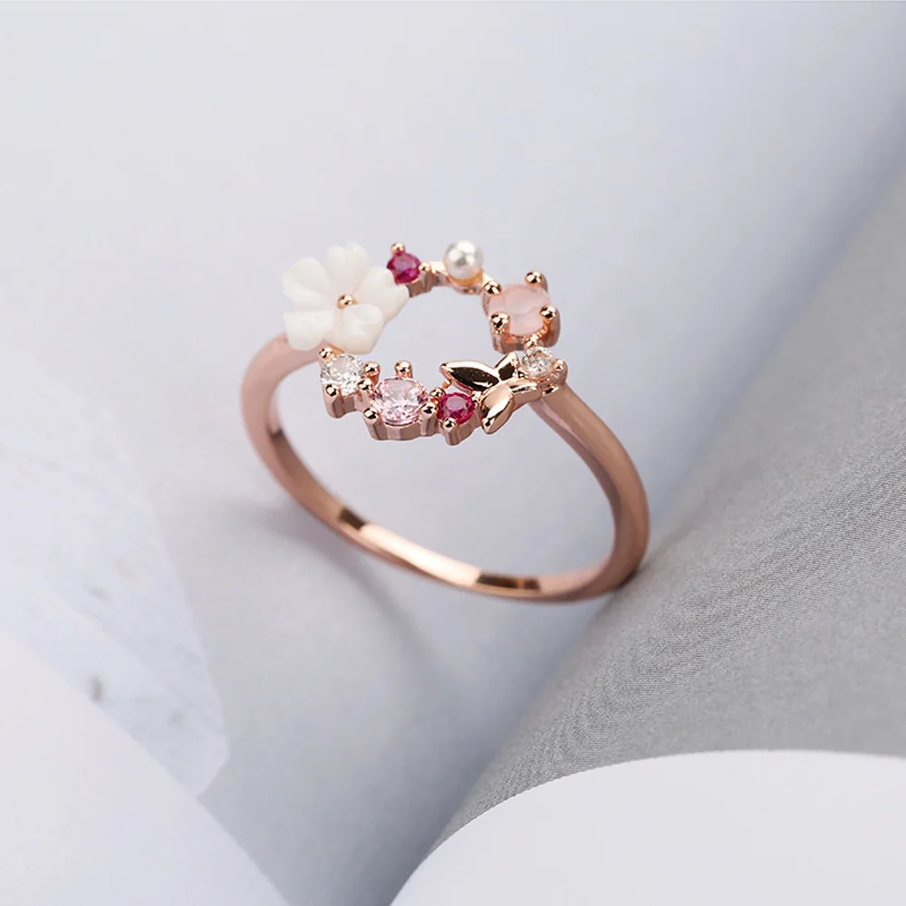 

HPXmas Fashion Rose Gold Color Butterfly Rings Round Shape Flower Rings Women Wedding Ring 2021