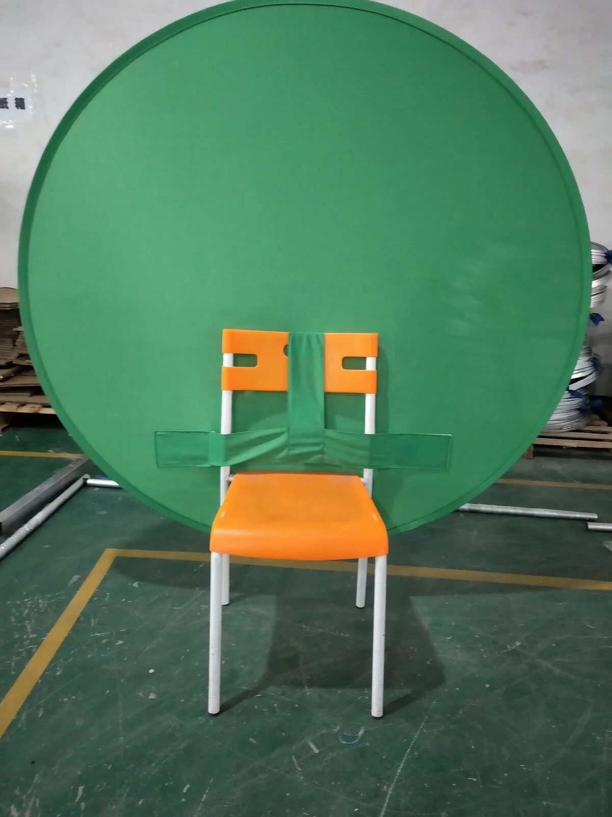 56 Inch Light Weight Round Green Screen Chair Attachment cam