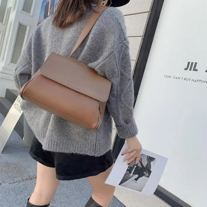 

2021 Trendy Lady Large capacity tote bag chic design briefcase one-shoulder large capacity bag, Black/khaki/brown