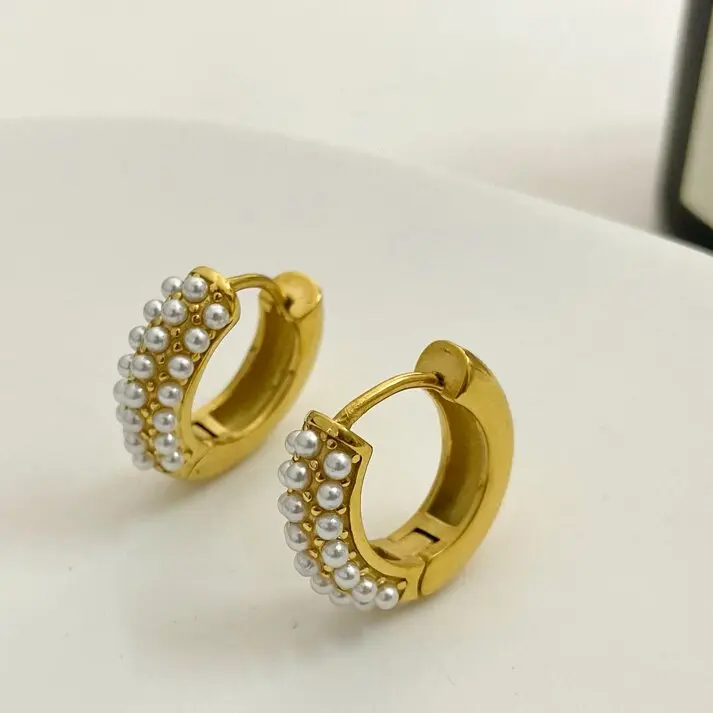 

INS Elegant Titanium Steel Earrings Jewelry Stainless Steel Plated 18K Gold Pearl Ear Buckle Earrings