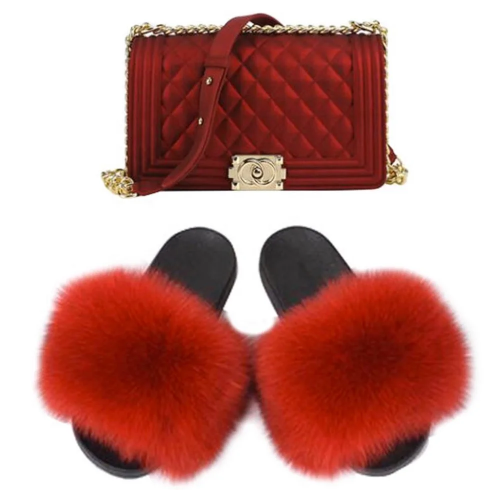

2020 New style graffiti bags with soft real raccoon fur slides sets furry fashion hot sale ladies pvc slippers jelly purses set, Customized color