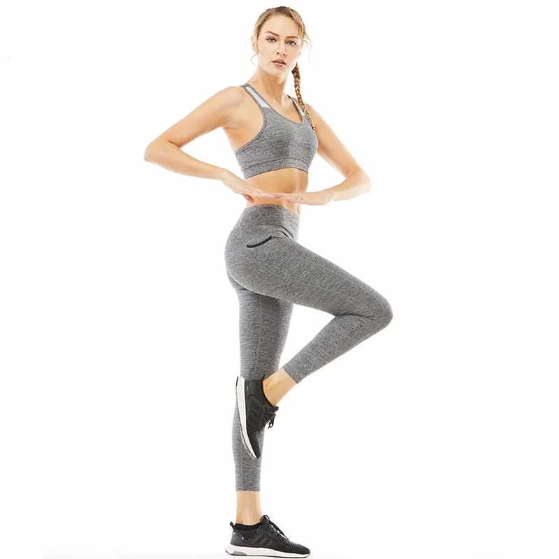 

Fast Shipping Women Sportswear Set Crop Top Sports Bra And Leggings Sets Capri With Pocket Activewear Sets For Women, Gray/black