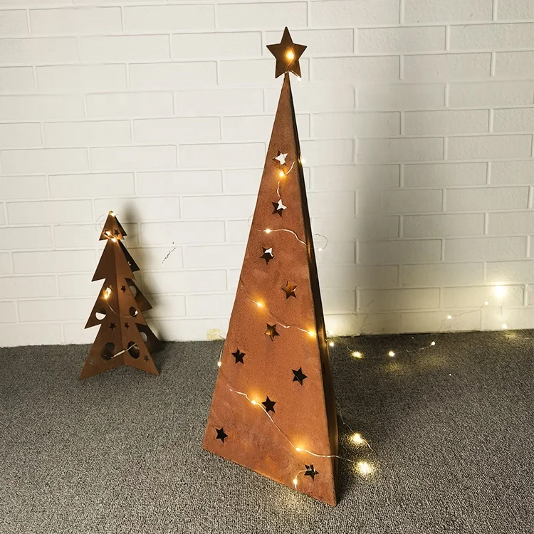 

Corten steel Christmas tree lamppost, Red