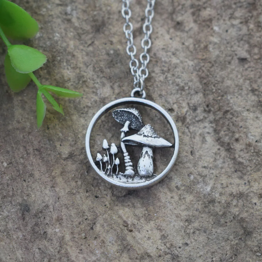 

Alloy Personality Witchy Forest Nature Mushroom Necklace Gothic Women Jewelry